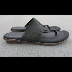 Born Black Leather Flip Flop Sandal Sz 9 40.5 $95